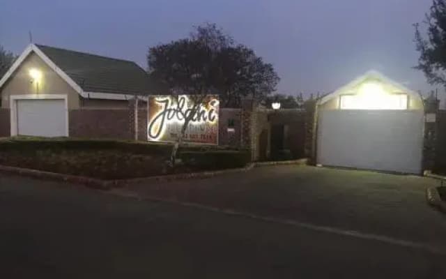 Jolani Guest House