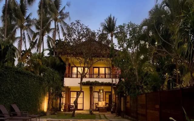 Beachfront Suites Bali