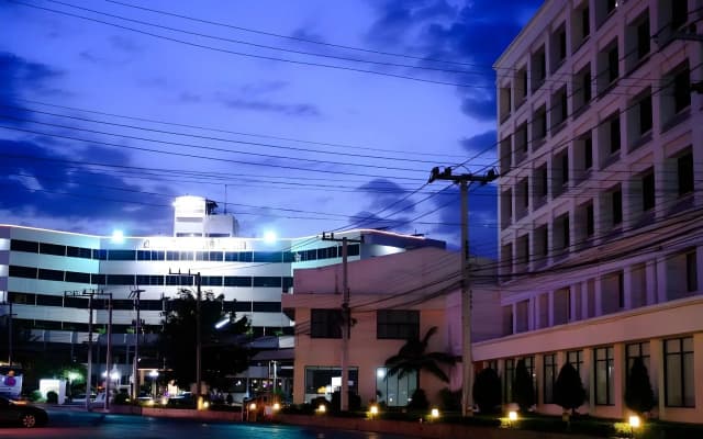 Ayutthaya Grand Hotel