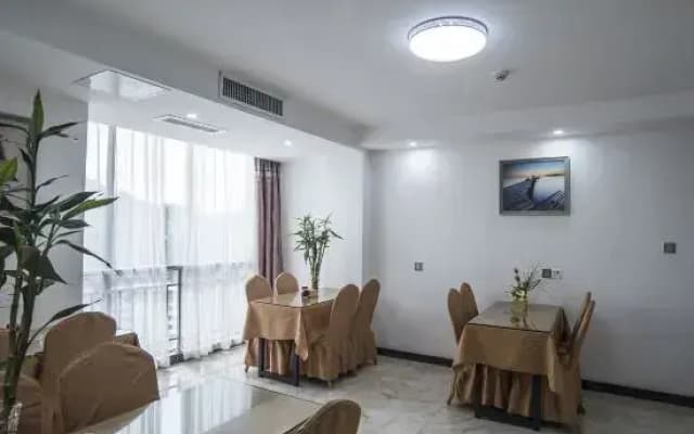Yujing Jinwan Hotel
