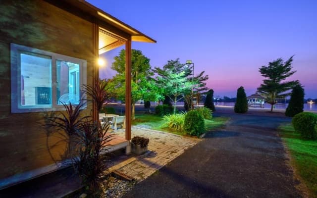 Beung Sampathuan Fishing & Resort