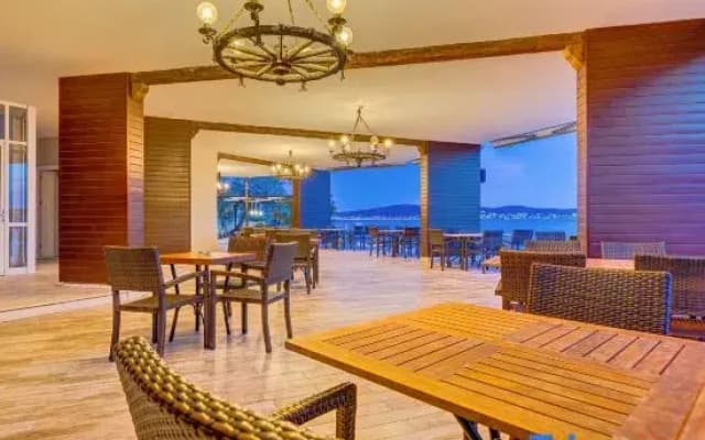 Cunda Hotel