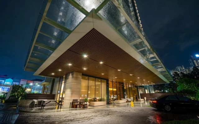 Veranda Serviced Residence Puri