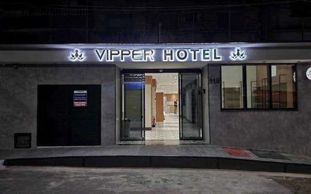 VIPPER Hotel