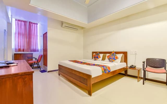 FabHotel Shivam