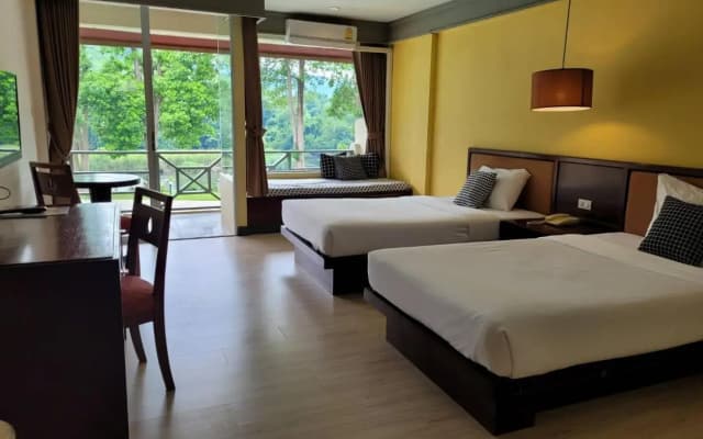 Aekpailin River Kwai Resort Kanchanaburi