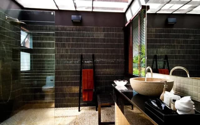 Tha Lane Bay Villa