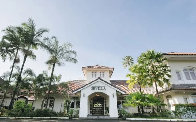 Sevilla Resort
