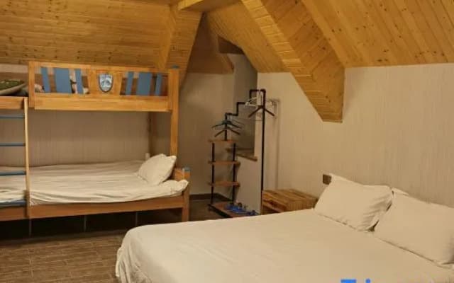 Yunshang Grassland Yishan Yishe Wild Luxury Guesthouse