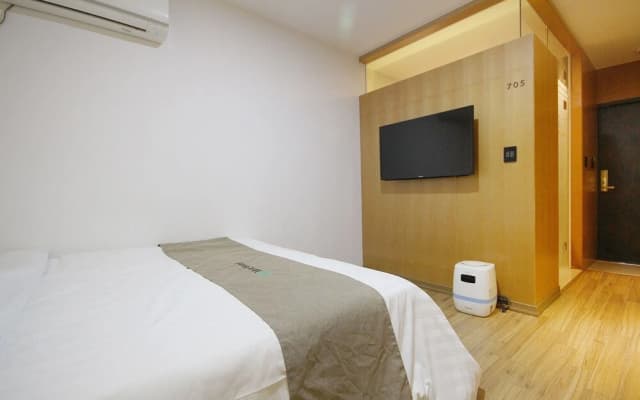 Wate Hotel