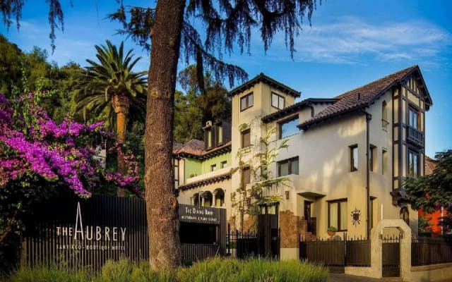 Aubrey Hotel Boutique