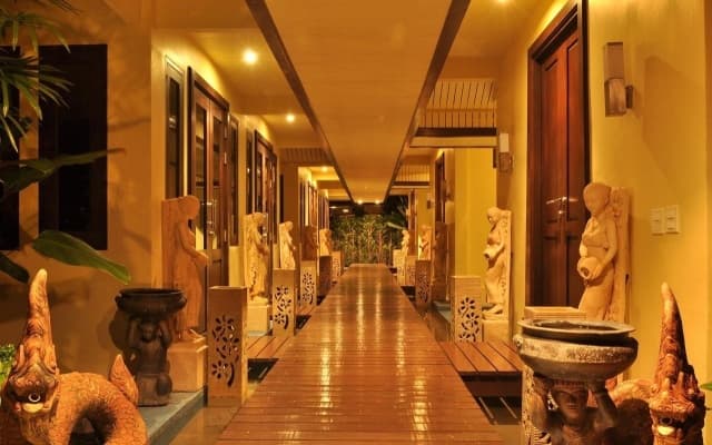 Tup Kaek Sunset Beach Resort
