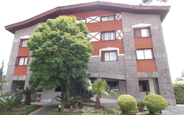Apart-hotel em Gramado, padrão 4 estrelas, no centro