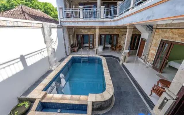 Dive & Dwell Tulamben