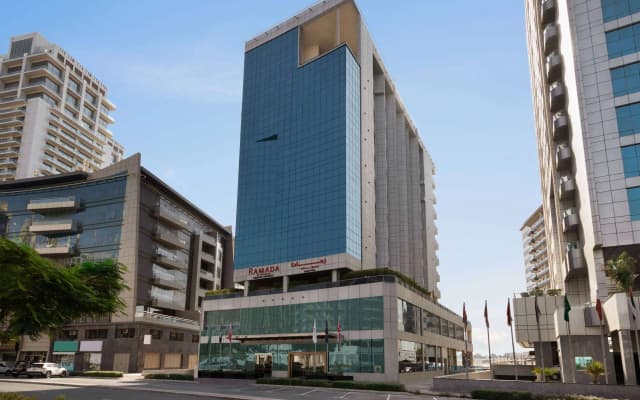 Отель Ramada by Wyndham Dubai Barsha Heights