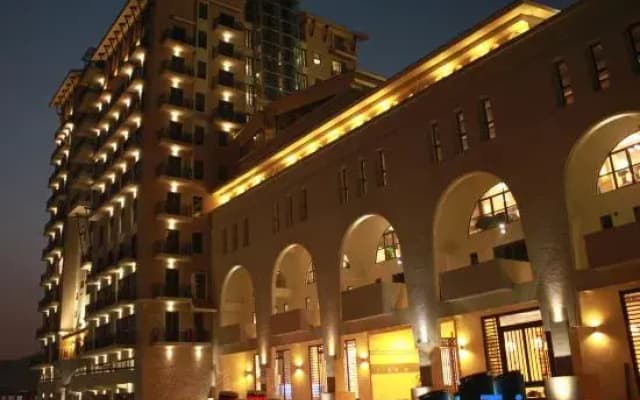 Shile Hotel (Zhongshan Station)
