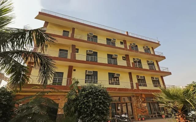 Treebo Trend Radha Palace