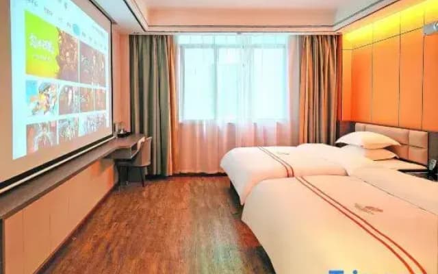 Leye County Leyuan Theme Hotel