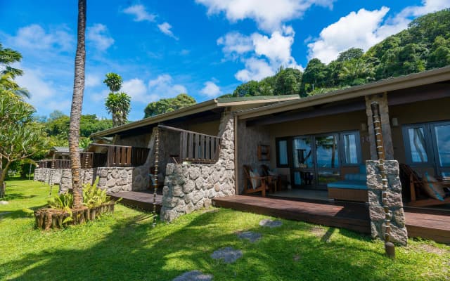 Coco de Mer Hotel and Black Parrot Suites