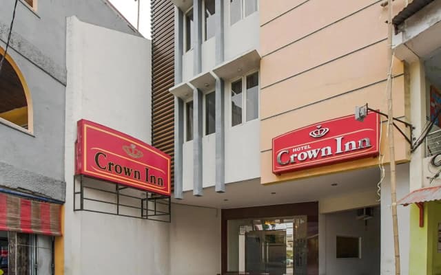 RedDoorz Plus @ Karebosi Area 2