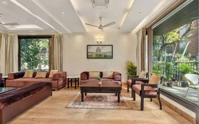 Geet by Akama Homes