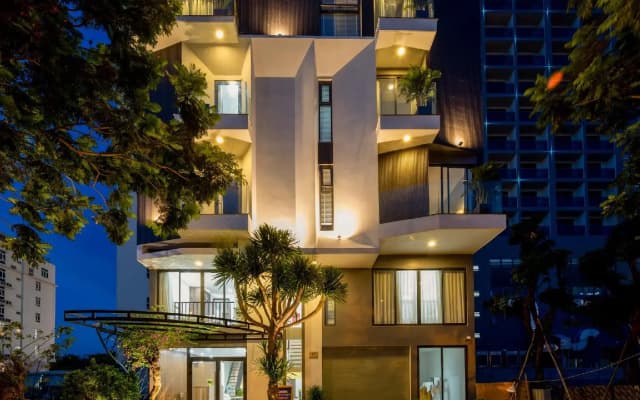 Dana Residence