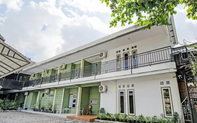 Hotel O Penginapan Budi SyariahNearTaman Amaryllis Pekanbaru