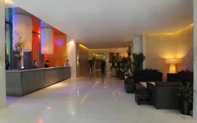 Tang's Hotel