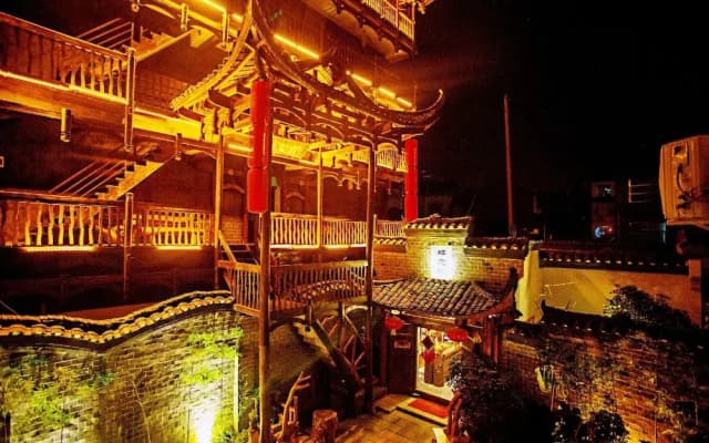Dielianhua Cowherd Inn Zhangjiajie