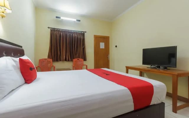 RedDoorz near Jalan Samratulangi 2 Manado