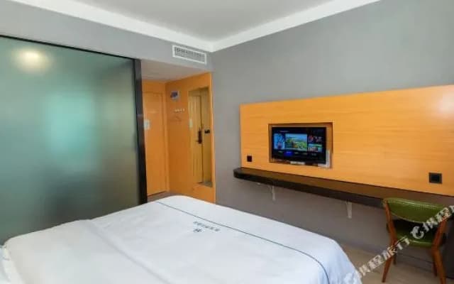 Kaiyue Holiday Hotel