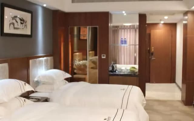 Xinqidian Hotel (Yongshun Furong Town)