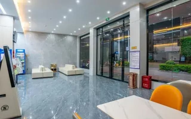 GreenTree Inn Hotel (Lingshan Liufeng Road Branch)