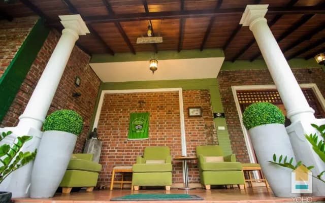 Green Olive Villa