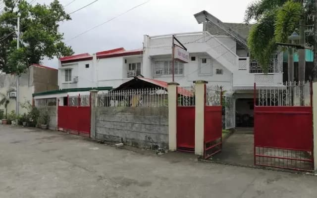 Thirdy's Place Hostel