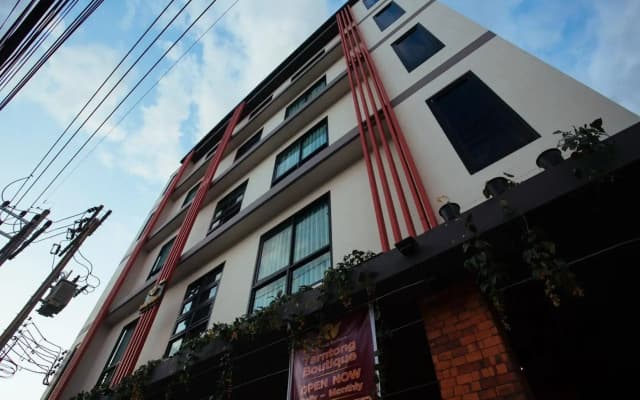 Noble Tarntong Boutique Hotel