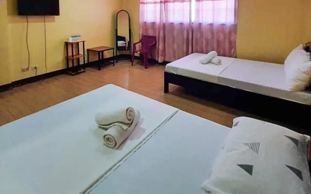Reddoorz @ Johsons Pension House Butuan City