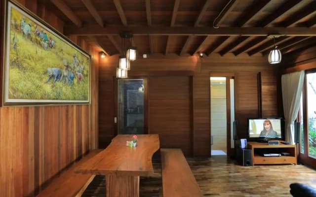 Raja Woods Villa