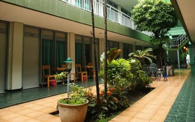 Hotel Trio