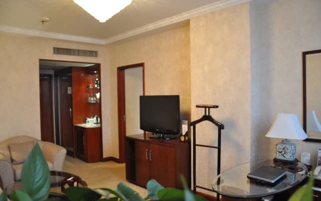 Grand Metropark Wanshi Hotel
