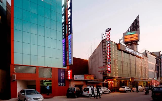 Hotel RTS Plaza Near IGI Airport
