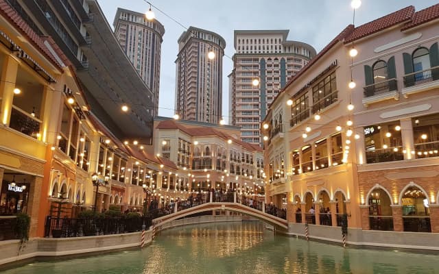 LUXE In Venice - The Venice Residences