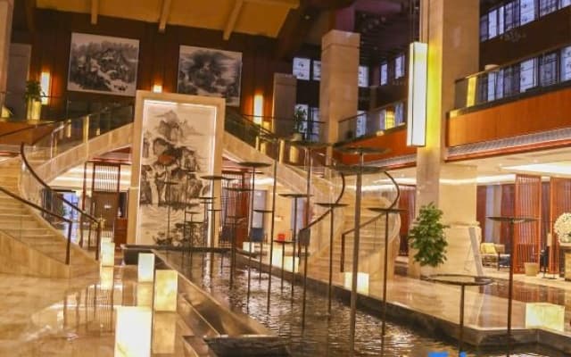 Yuanmou Grand Hotel