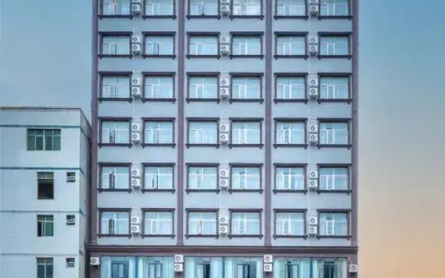 GreenTree Inn Express (Chengmai Laocheng)