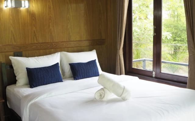 Baan Suan Hill Resort