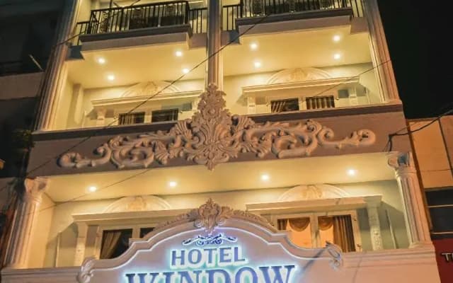 Window Hotel