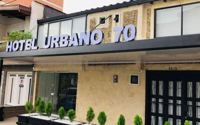 Hotel Urbano 70