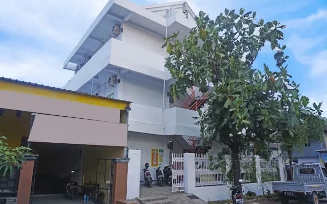 Hotel O Anggrek Homes Makassar