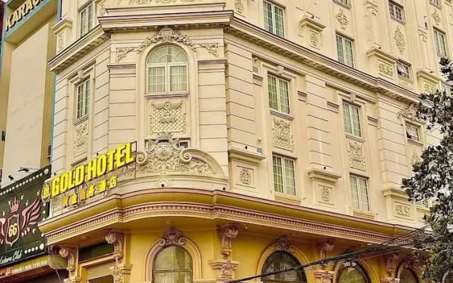 Gold Hotel Luxury