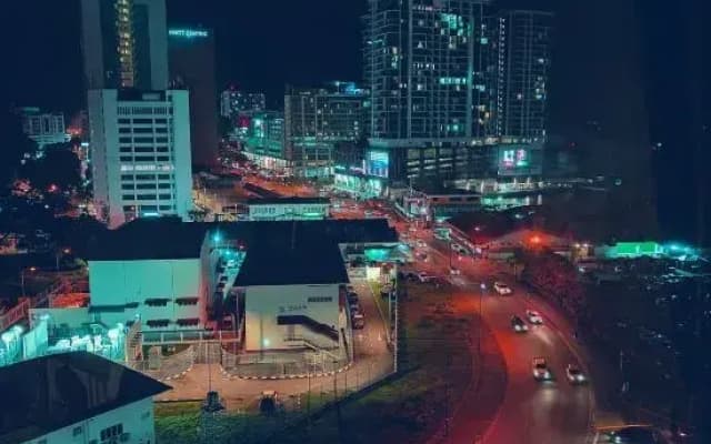 JQ#03 City View Slide LoftBed 2R1B 5Pax Near Suria Mall, Gaya St, Sicc